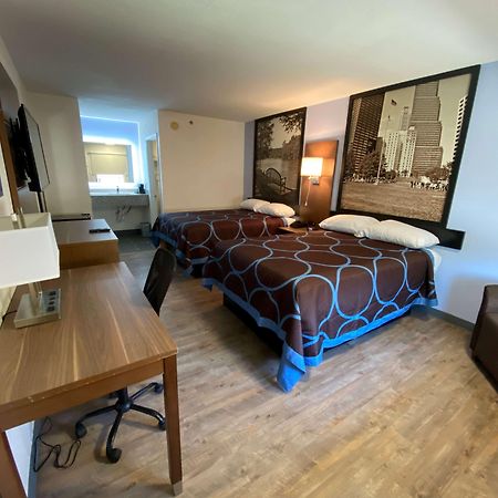 Super 8 By Wyndham Marietta/West/Atl Area Hotel Bagian luar foto